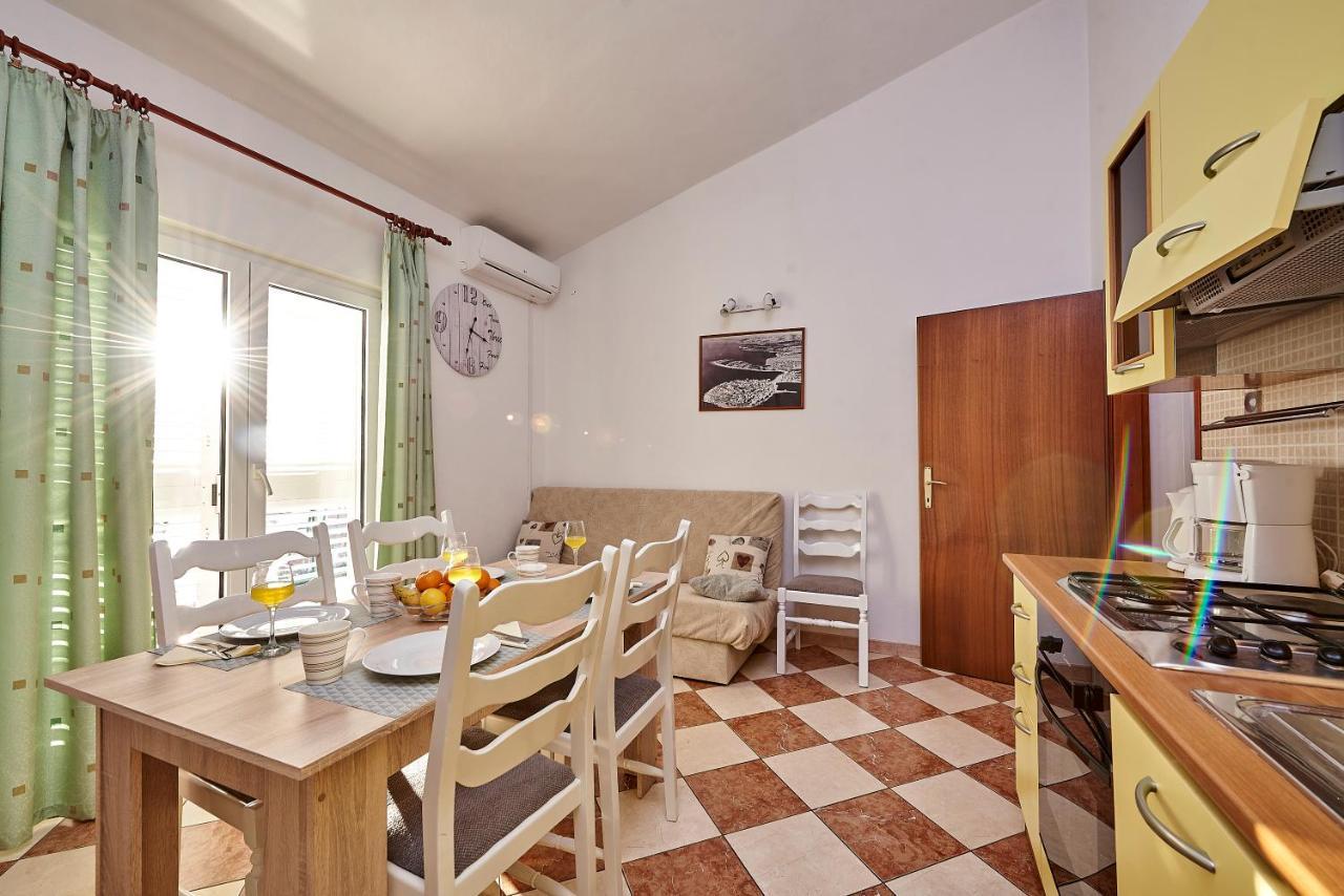 Apartments Proto Primošten Extérieur photo