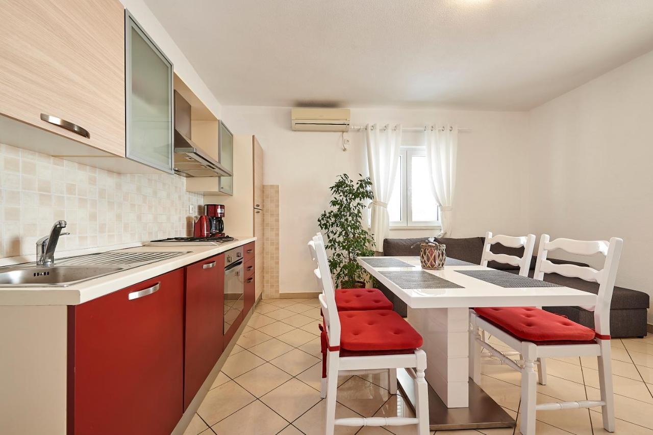 Apartments Proto Primošten Extérieur photo