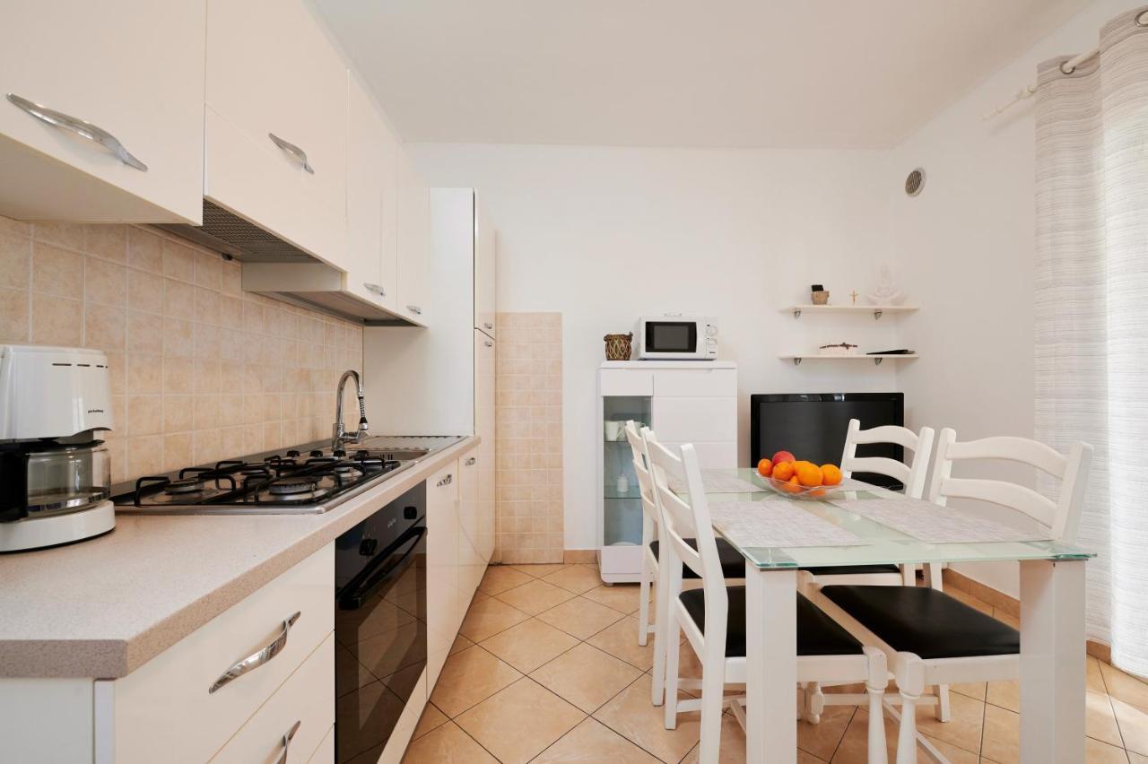 Apartments Proto Primošten Extérieur photo