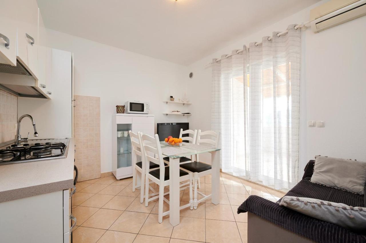 Apartments Proto Primošten Extérieur photo
