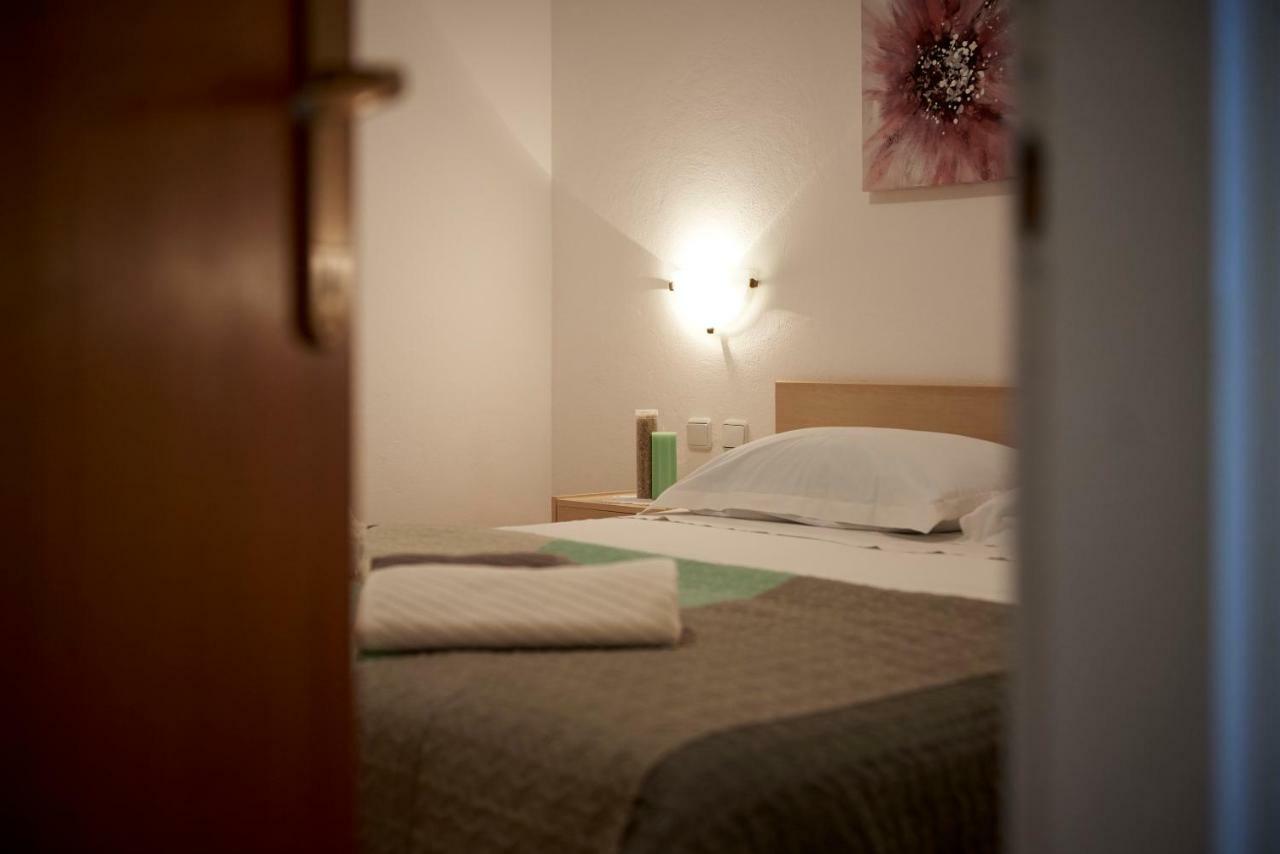 Apartments Proto Primošten Extérieur photo