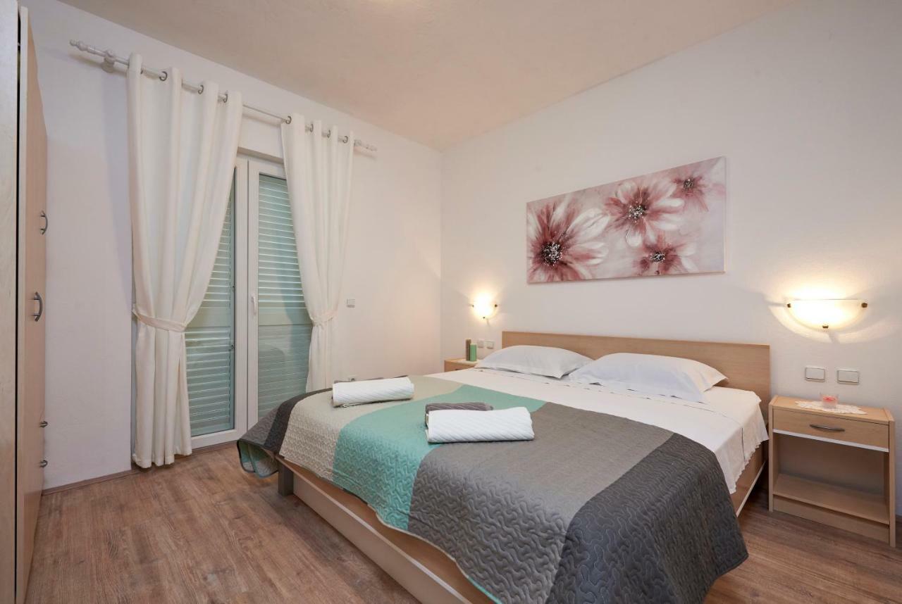 Apartments Proto Primošten Extérieur photo